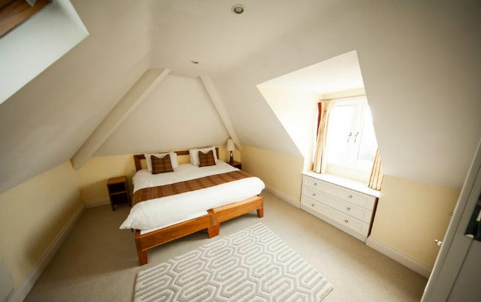 A comfortable single room at Berwick Manor Hotel