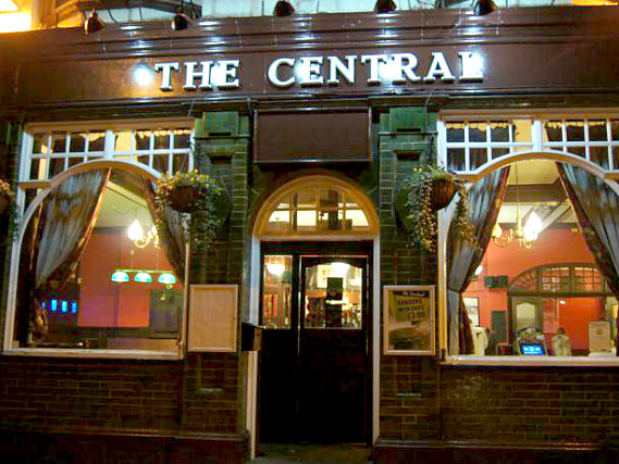 The Central is situated in a prime location in Plaistow close to West Ham United FC Upton Park