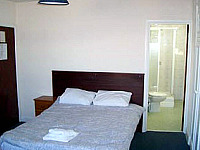A Typical Double Ensuite at the Wishing Well Inn