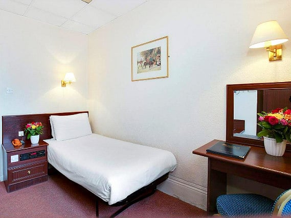 Single rooms at Bayswater Inn provide privacy