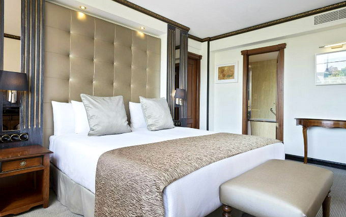 A double room at Melia White House Hotel