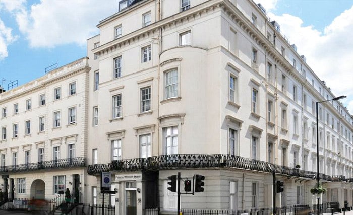 Prince William Hotel is situated in a prime location in Paddington close to Kensington Gardens