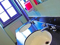 Share bathroom facilities