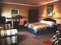 An Executive Double Room at Kings Park Hotel