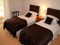 A Typical Twin Room at The Hollies