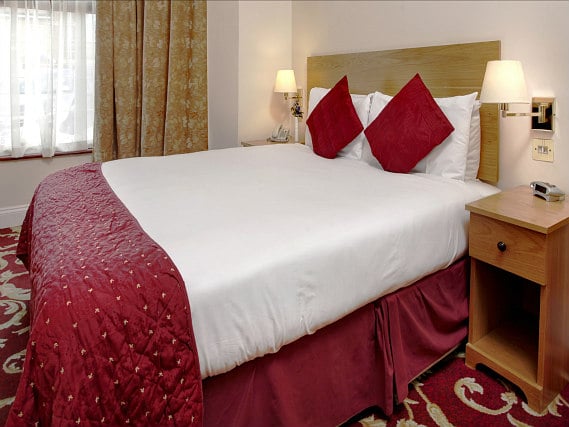Get a good night's sleep in your comfortable room at Best Western London Ilford Hotel