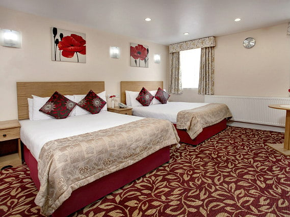 Quad rooms at Best Western London Ilford Hotel are the ideal choice for groups of friends or families