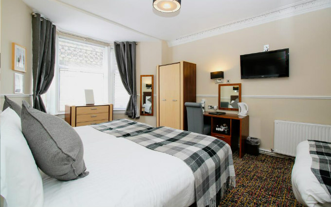 A comfortable double room at Kelvingrove Hotel Glasgow