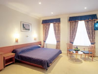 A double room at Abcone Hotel London