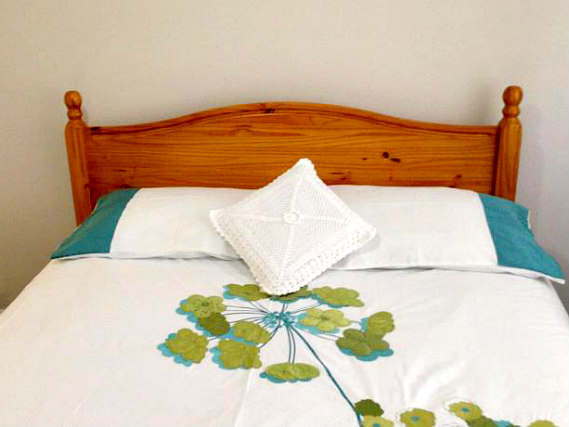 Get a good night's sleep in your comfortable room at Apple House Guesthouse Heathrow Airport