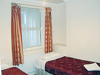 Twin Room at Acropolis Hotel London