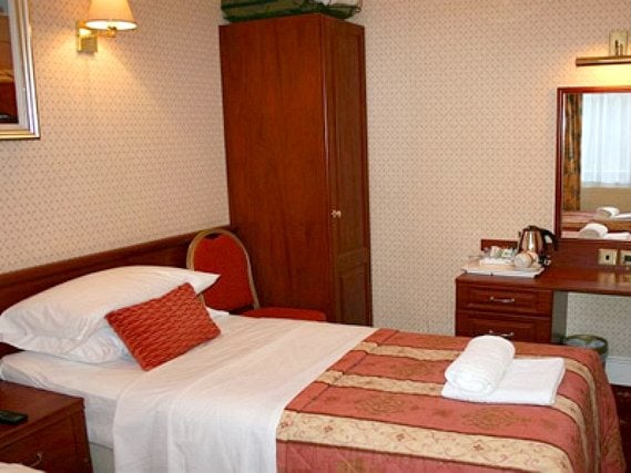 Single rooms at Avon Hotel London provide privacy