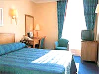 All rooms at Thistle Hotel Heathrow have private bathroom facilities