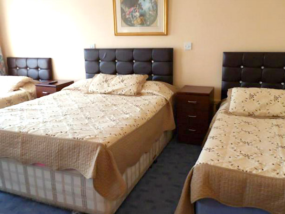 Triple rooms at Fountain House Hotel are the ideal choice for groups of friends or families