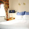 London hotel double bed