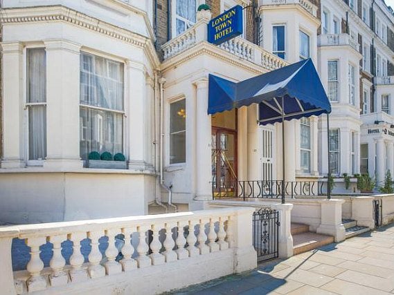 London Town Hotel is situated in a prime location in Earls Court close to Earls Court Exhibition Centre