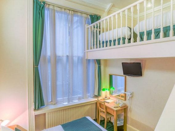 The London Town Hotel is perfect for you and your family, no matter how large!