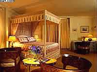 A superior room at Hamilton House Hotel