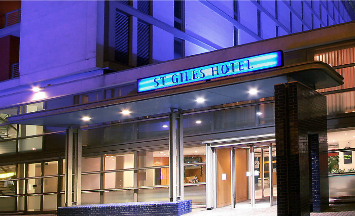 St Giles Hotel Heathrow is situated in a prime location in Feltham close to Feltham Station