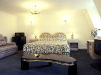 Una stanza doppia tipo al Brompton Hotel London