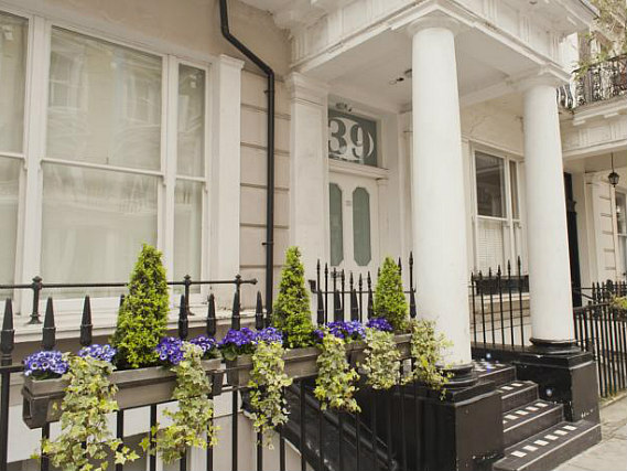 39 Suites London is situated in a prime location in Bayswater close to Queensway