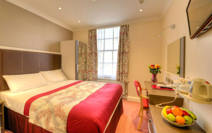 Double Room at Comfort Inn Buckingham Palace Road