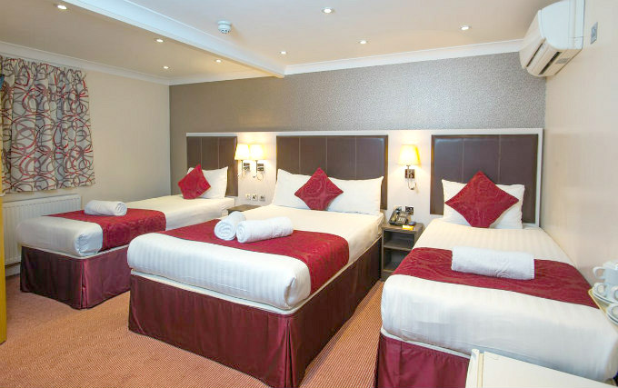 A typical triple room at Comfort Inn Buckingham Palace Road