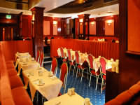 Godetevi il pranzo o la cena nella nostra sala da pranzo Enjoy breakfast or dinner in the Dining Room