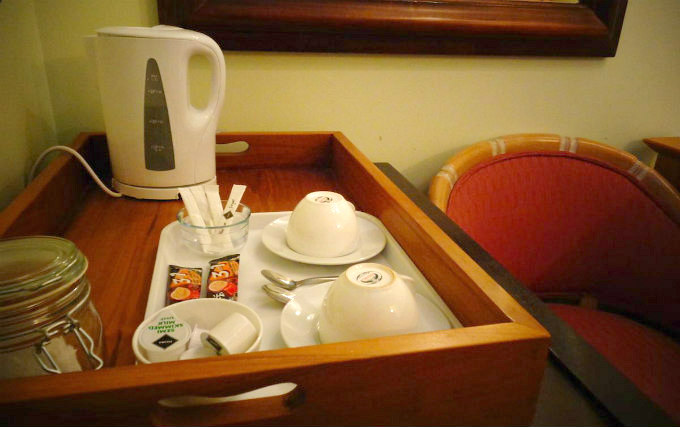 Room facilities at Ealing Guest House