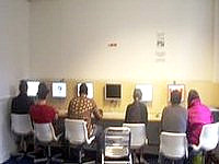 Schronisko Hyde Park posiada 15 stanowisk komputerowych i bezprzewodowy dostęp do internetu.