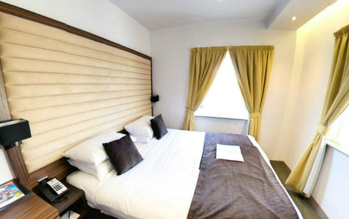 A comfortable double room at Maitrise Hotel London Maida Vale
