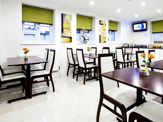 A place to eat at Kingsland Hotel