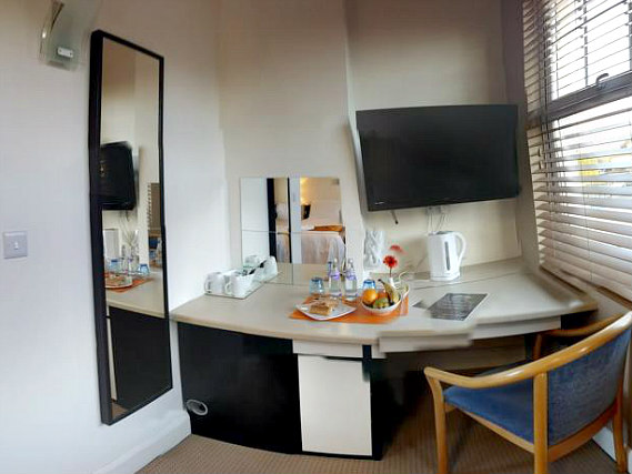 Most rooms have desks