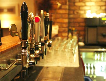 Buchen Sie ein Hotel in der Nähe von The Good Mixer