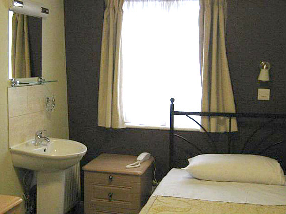 Ein Einzelzimmer im Central Hotel London