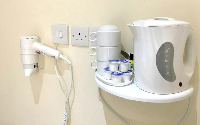 Room facilities at Crownwall Hotel