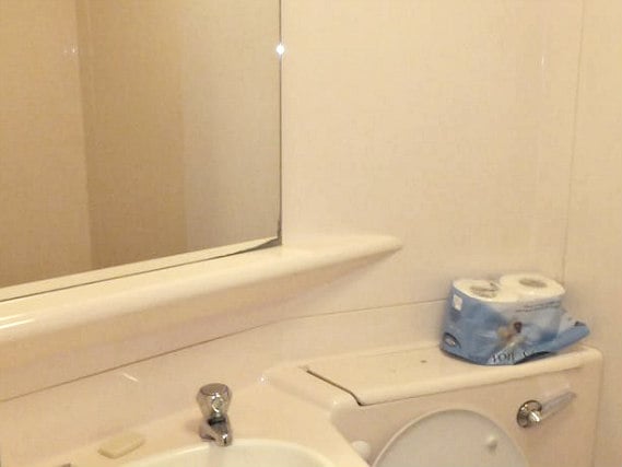 Ein Badezimmer im Dover Hotel London