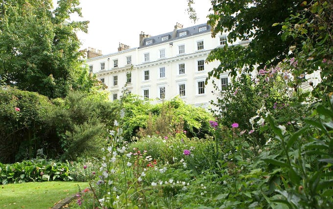 The attractive gardens and exterior of Elizabeth Hotel