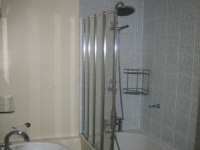 Ein Badezimmer in den Bankside Apartments TopFloor!