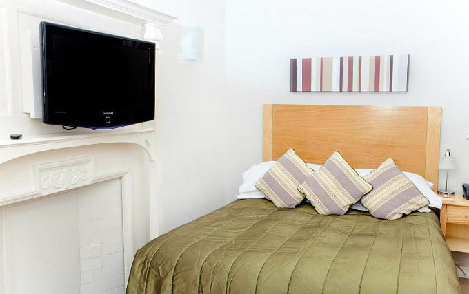 A typical double room at Cleveland Hotel London