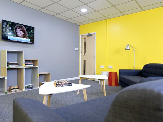 Enjoy your favourite sports on the big TV screen located in the lounge