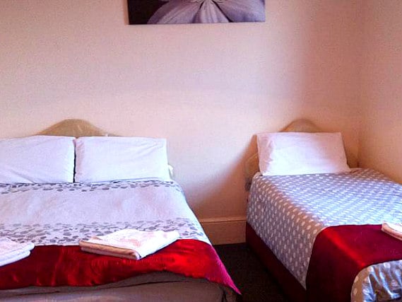 Triple rooms at Stratford Hotel London are the ideal choice for groups of friends or families