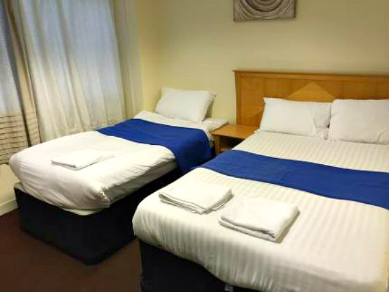 Triple rooms at Coronation Rooms are the ideal choice for groups of friends or families