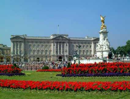 Buchen Sie ein Hotel in der Nähe von Buckingham Palace