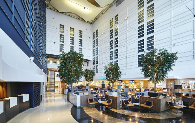 The hallway at Marriott Heathrow