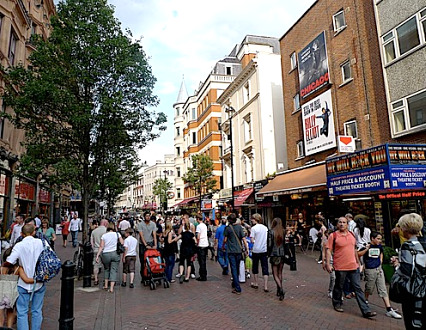 Tel.: 0049 308 878 9704, Leitungen ge�ffnet 10 - 18 Uhr. Die niedrigsten Preise, keine Buchungsgeb�hr!