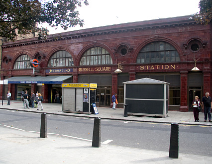 Tel.: 0049 308 878 9704, Leitungen ge�ffnet 10 - 18 Uhr. Die niedrigsten Preise, keine Buchungsgeb�hr!