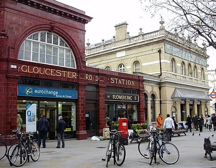 Tel.: 0049 308 878 9704, Leitungen ge�ffnet 10 - 18 Uhr. Die niedrigsten Preise, keine Buchungsgeb�hr!