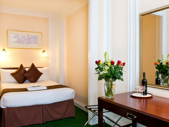 Double Room at Astor Court Hotel