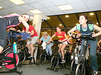 Guests can use the facilities of nearby City University campus, which include a gym.